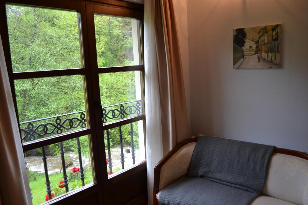 Alesga Hotel Rural - Valles Del Oso -Asturias San Salvador  Room photo